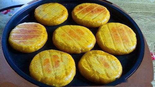 吃方瓜饼,传统美食的现代化演绎